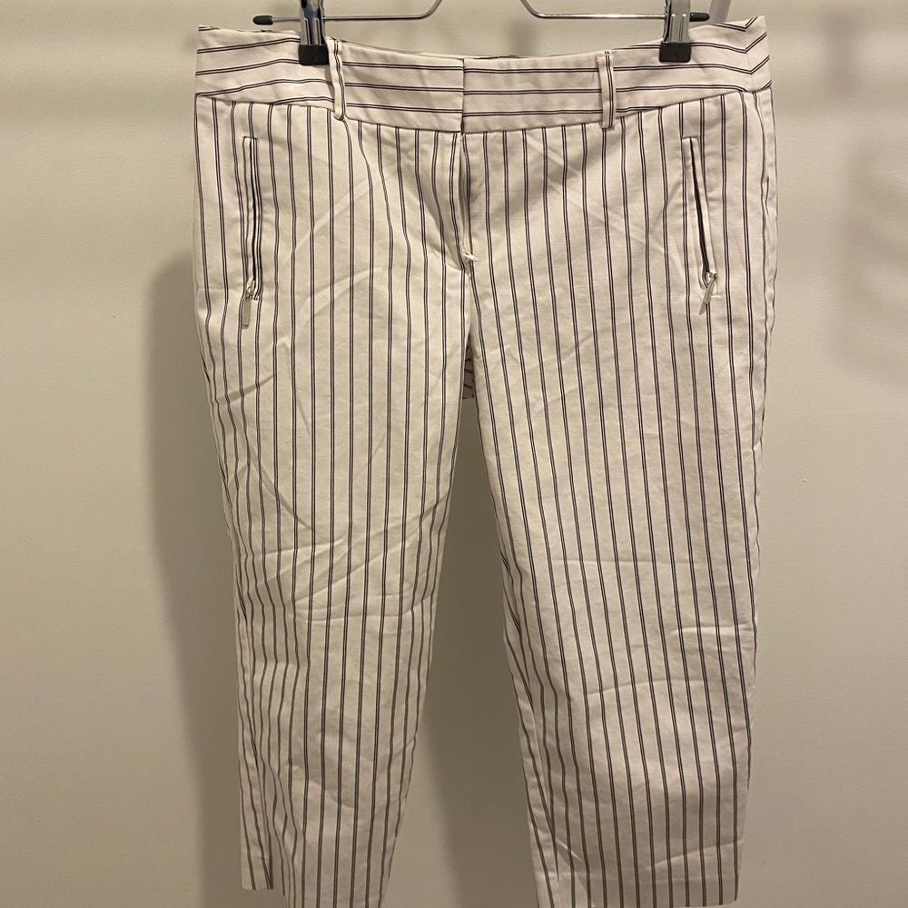 Apt 9 wide leg crop pants. Size 12